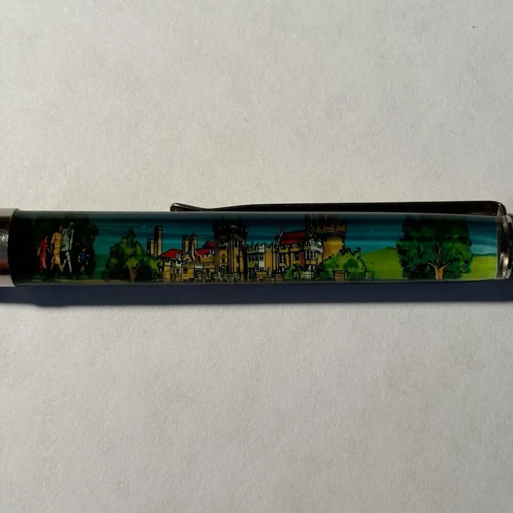 Casa Loma Toronto Canada Floaty Pen Historic Home Souvenir Collectible Vintage